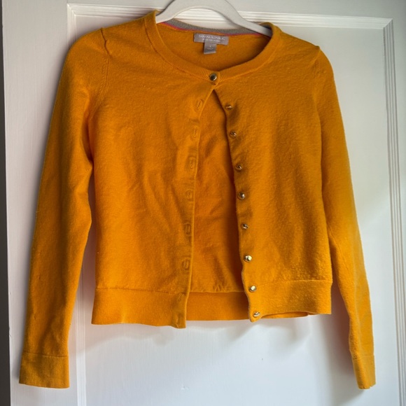 Banana Republic Yellow Gold Cardigan Sweater - Picture 2 of 4